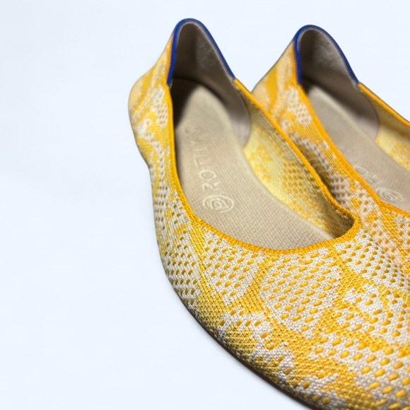 Rothy’s Daisy Yellow White Floral Printed Square Toe Flats Women’s, Size 8.5 - Picture 4 of 11